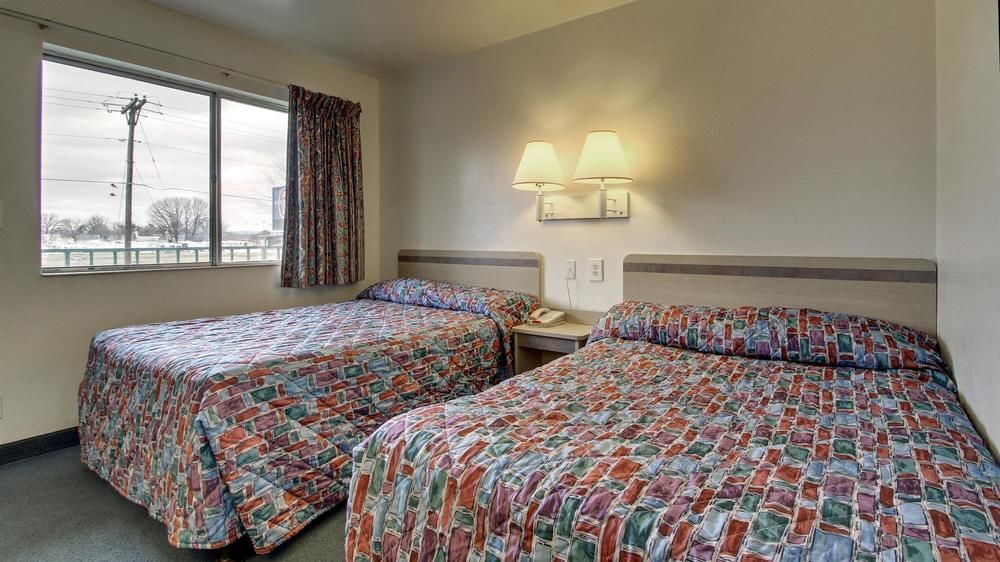 Red Carpet Inn Louisville North -Jeffersonville In Εξωτερικό φωτογραφία